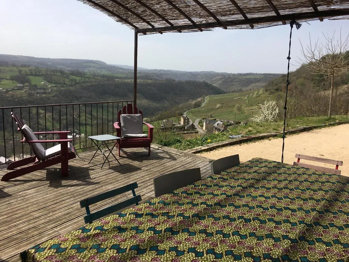 Gîte Libertalia Salles-la-Source Hébergement de vacances